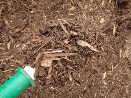 Bulk double-shredded hardwood mulch delivered in Northern Virginia and Maryland